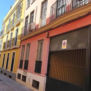 https://el-patio-de-san-bernardo.es-andalucia.com